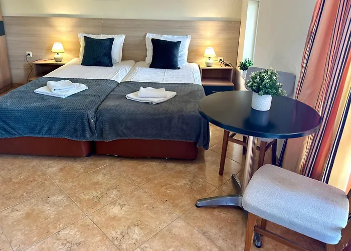 пасат Сонячний Берег